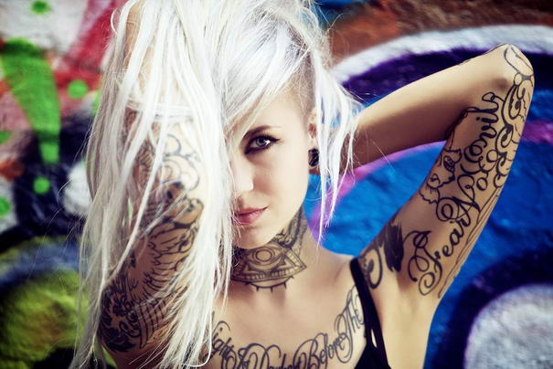 100+] Tattoo Girl Pictures | Wallpapers.com