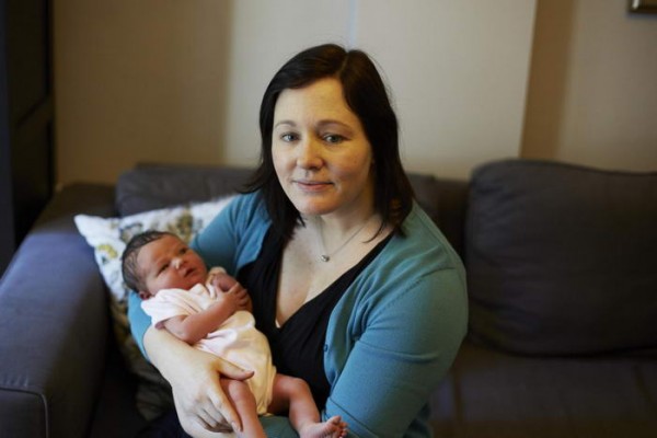 10 Most Touching Portraits of Babies with Their Mothers By Jenny Lewis