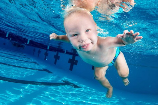 10 Most Adorable Photos of Underwater Babies by Seth Casteel